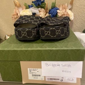 Authentic Gucci Slides size 40